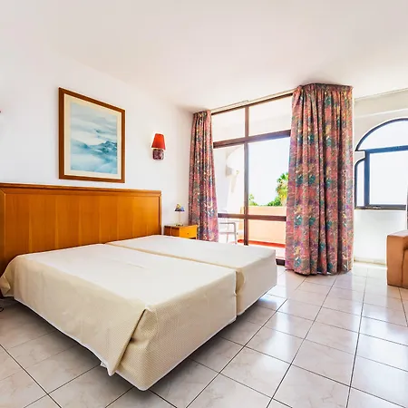 Hotel Monica Isabel Club 3*