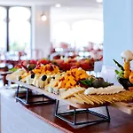 Monica Isabel Club 3* Албуфейра