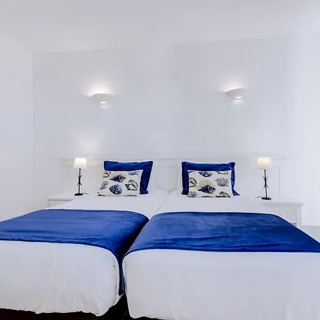 Monica Isabel Club Готель