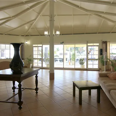 Monica Isabel Club 3* Албуфейра