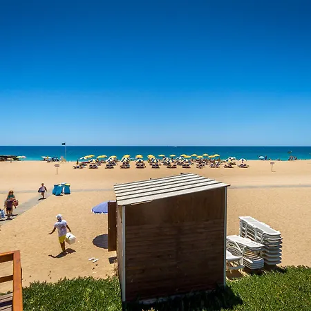 Готель Monica Isabel Club