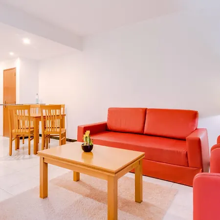 Monica Isabel Club 3*