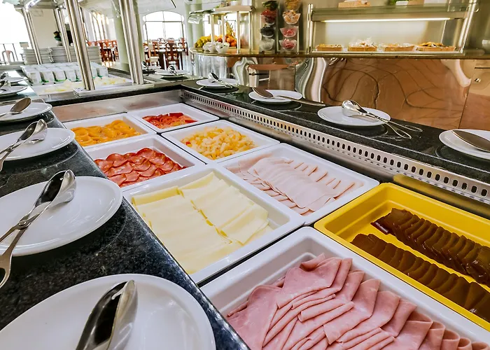 Otel Monica Isabel Club 3*