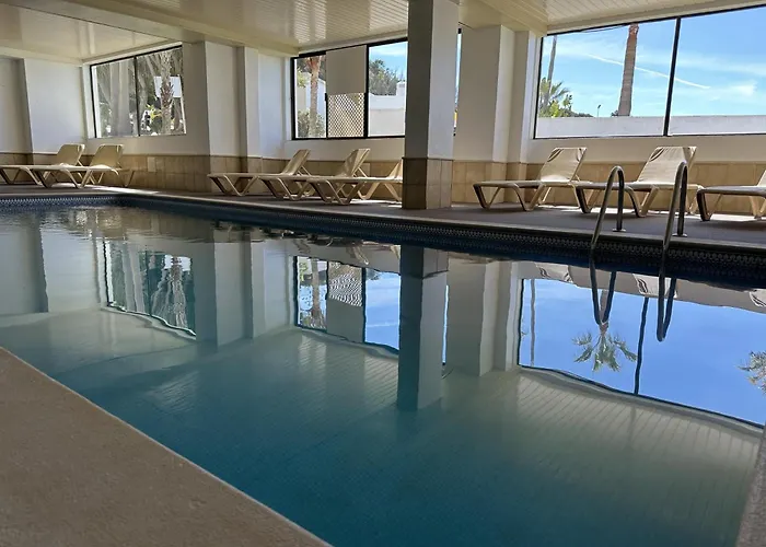 Monica Isabel Club Otel