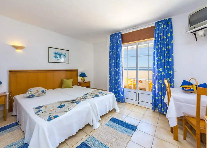 Otel Monica Isabel Club 3*