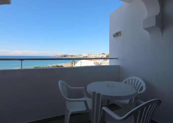 Monica Isabel Club Otel