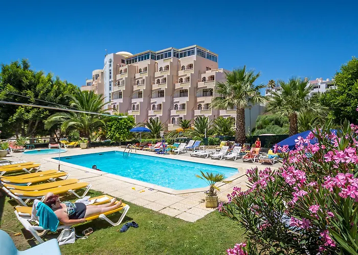 Otel Monica Isabel Club 3*