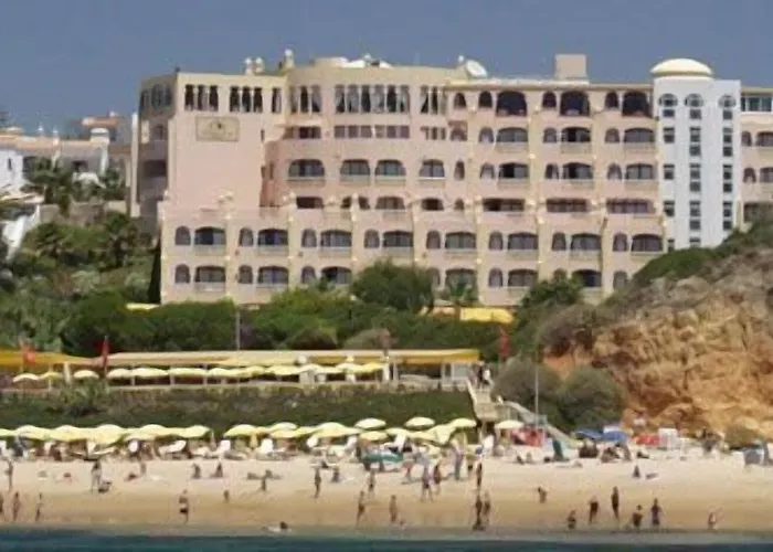 Monica Isabel Club 3*