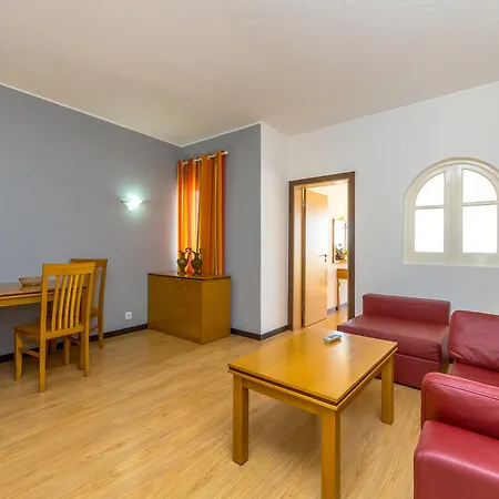 Monica Isabel Club Готель Албуфейра