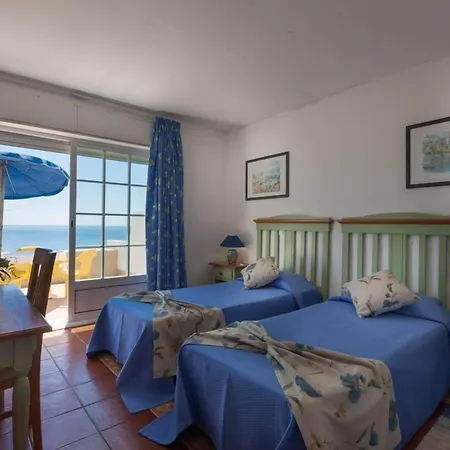 Готель Monica Isabel Club