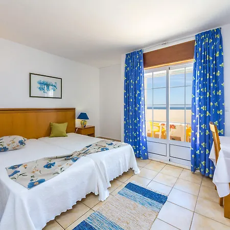 Hotel Monica Isabel Club 3*